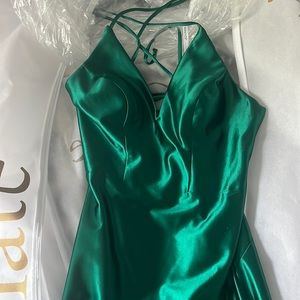 Emerald Green Prom Dress size 6 JOVANI Perfect Condition